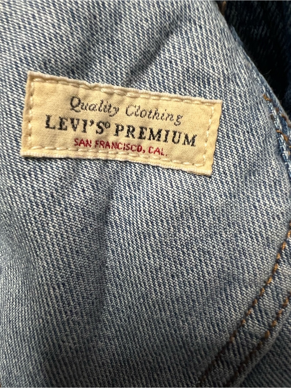 Levi’s Premium Denim Medium Wash Straight Leg Jeans Overalls Womens Size Medium - Picture 5 of 5